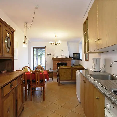 Casa Elisabeth Holiday home Zenna
